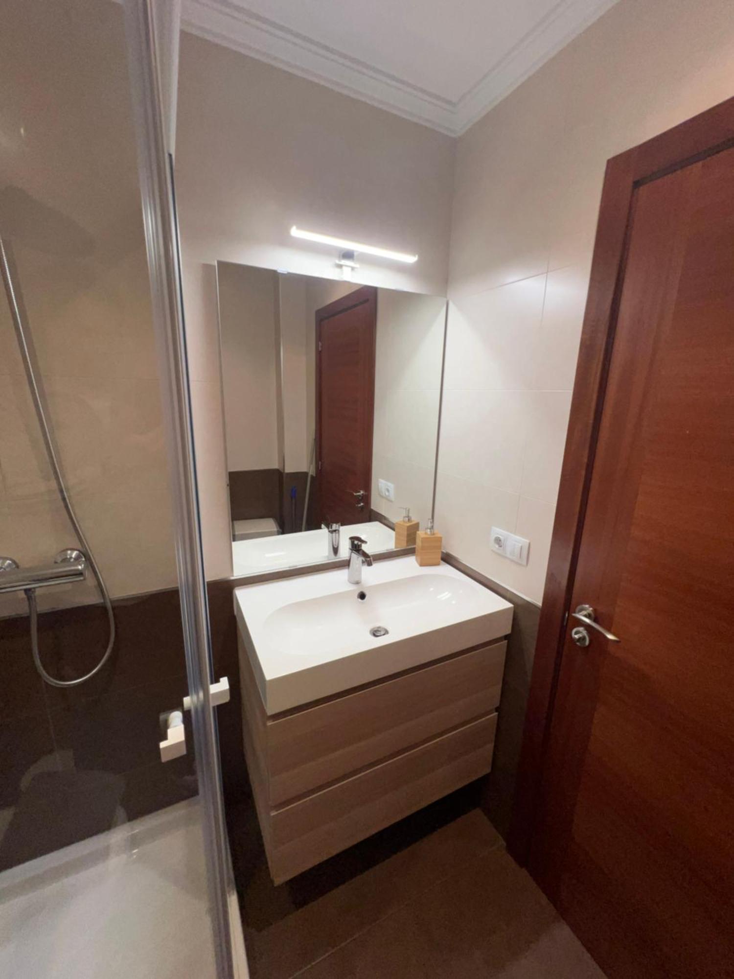 A Estrenar ,Con Vistas Al Mar Y Aparcamiento Gratis En El Casco Viejo-Centro-Zona Portuaria Διαμέρισμα Βίγκο Εξωτερικό φωτογραφία